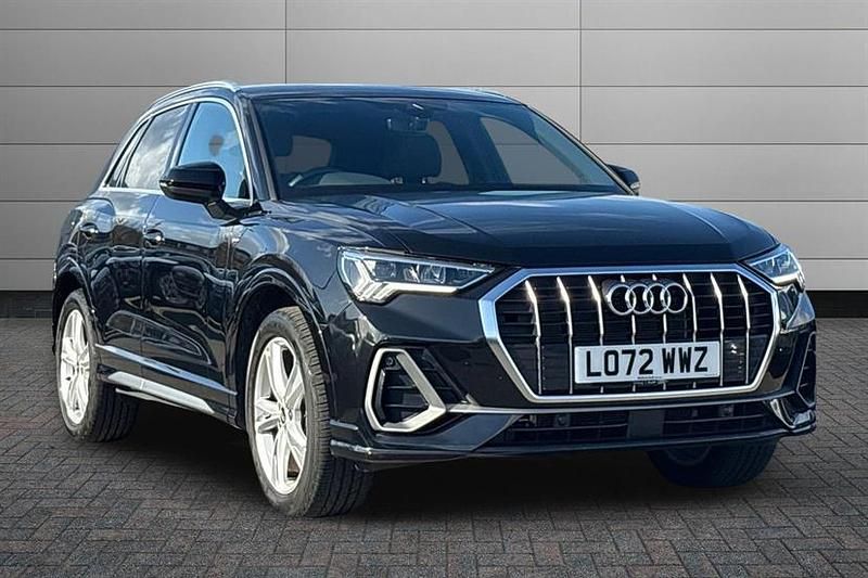 Used Audi Q3 Comfort 150 HP (110 kW) 2022 Mythos black SUV