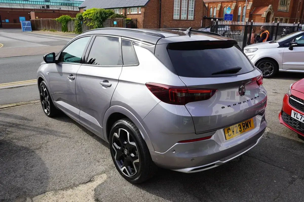 Used Vauxhall Grandland X Ultimate 130 HP (95 kW) 2023 Grey SUV