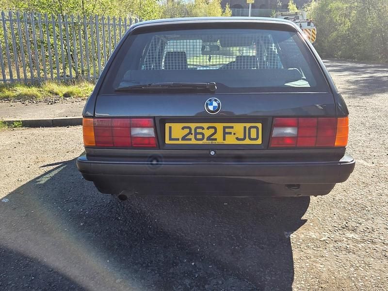 Usado BMW 316 1993 Negro Familiar