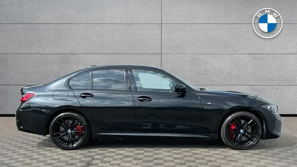Used BMW 330 M Sport 288 HP (211 kW) 2024 Black