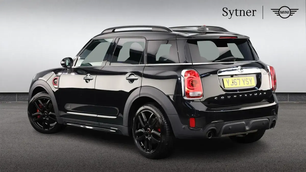 Used Mini John Cooper Works Countryman 228 HP (167 kW) 2017 Black SUV