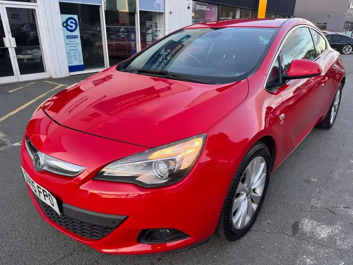 Used Vauxhall Astra GTC SRi 2015 Red Hatchback