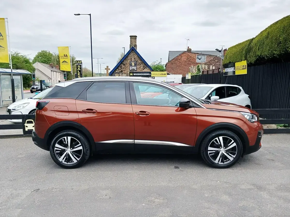 Used Peugeot 3008 Allure 130 HP (95 kW) 2019 Bronze SUV