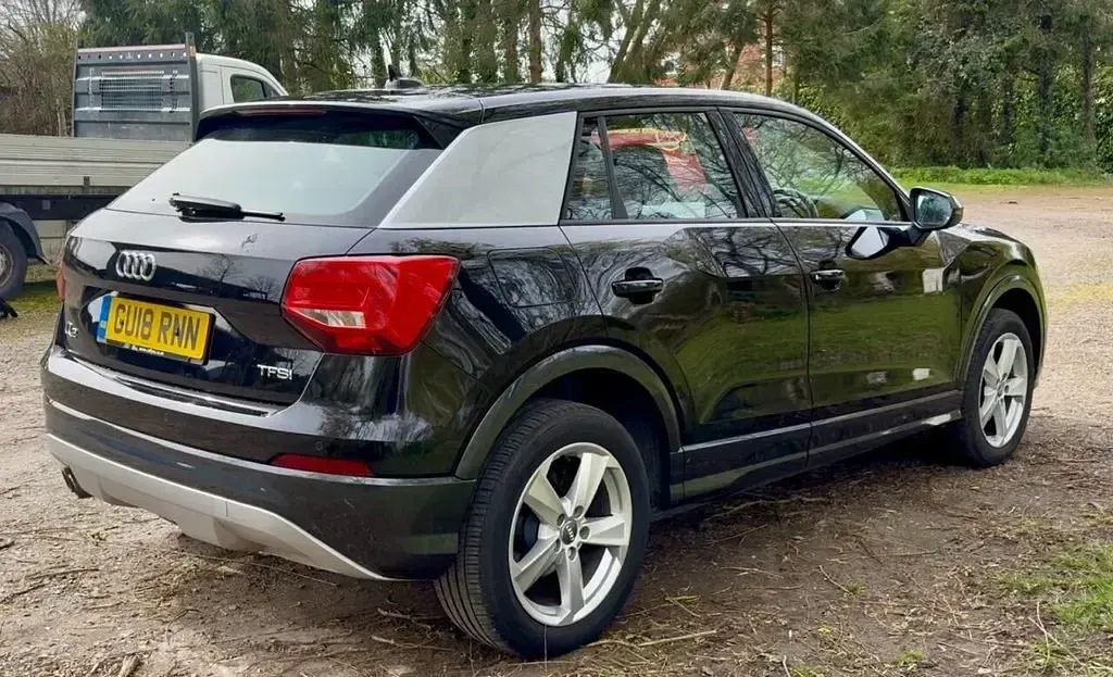 Używany Audi Q2 Sport 150 KM (110 kW) 2018 Czarny SUV