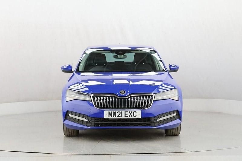 Used Skoda Superb SE Technology 150 HP (110 kW) 2021 Blue Hatchback