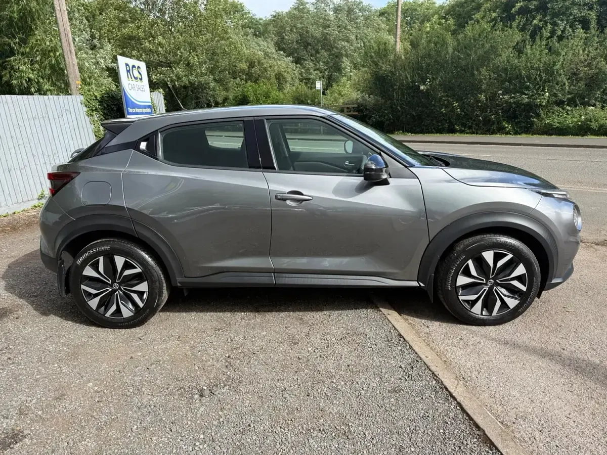 Used Nissan Juke Acenta 114 HP (83 kW) 2021 Grey SUV
