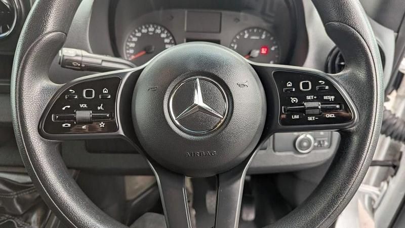 Begagnad Mercedes Sprinter Progressive 170 HK (125 kW) 2023 Vit Van