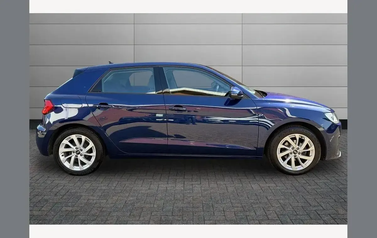 Used Audi A1 Sport 94 HP (69 kW) 2023 Blue SUV