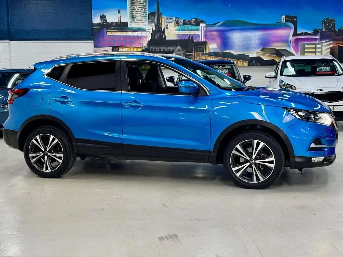 Used Nissan Qashqai N-Connecta 115 HP (84 kW) 2019 Blue SUV