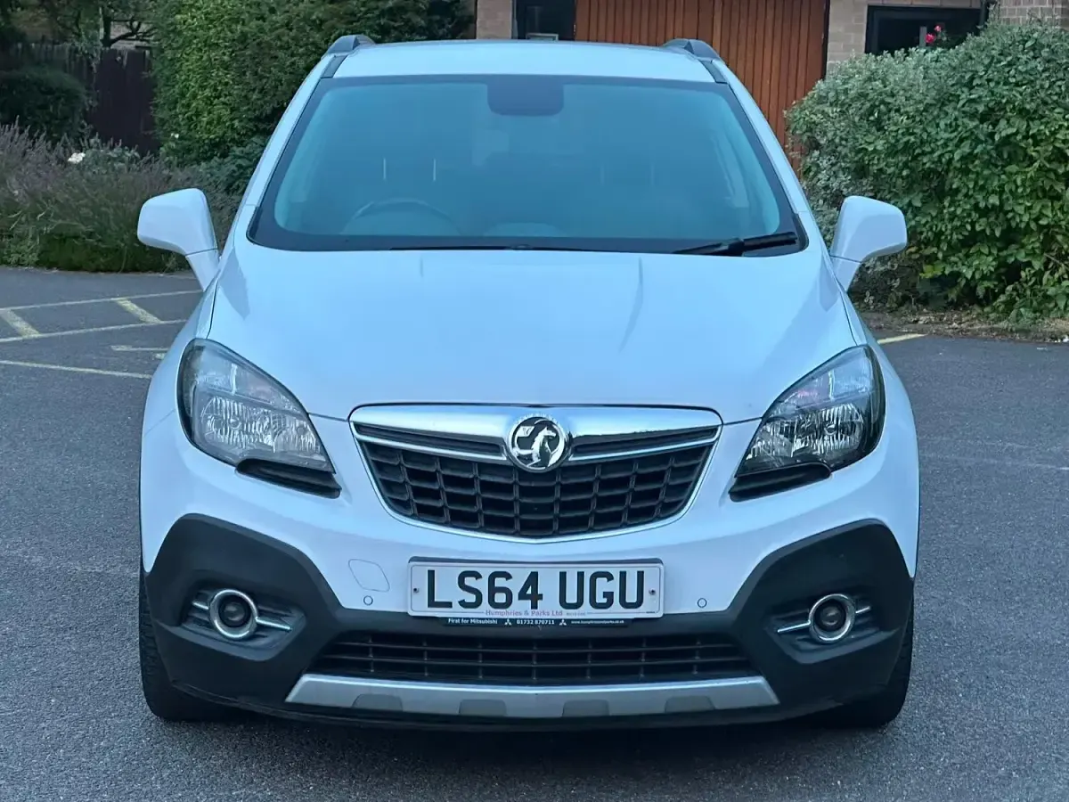 Used Vauxhall Mokka 140 HP (102 kW) 2014 White SUV