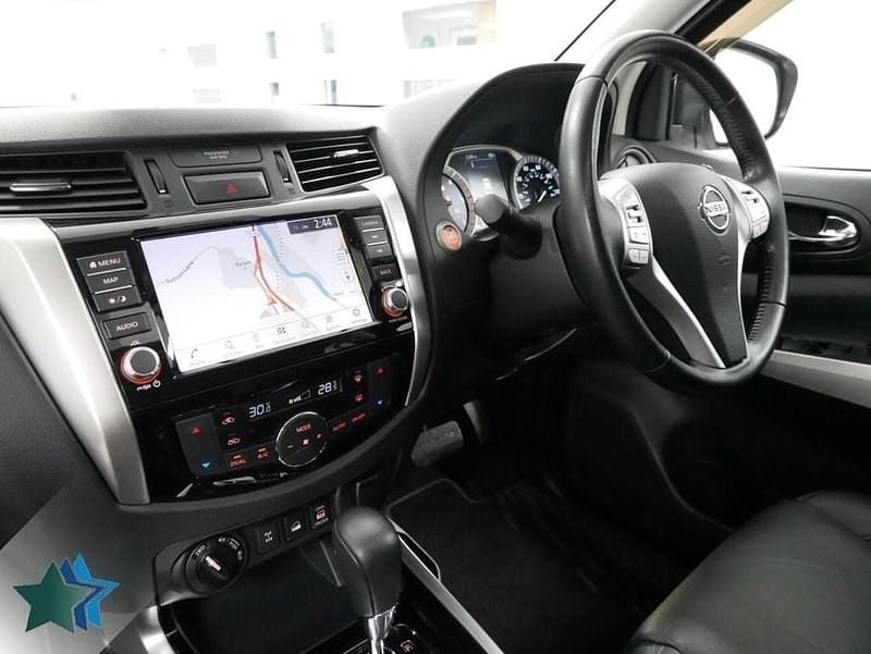 Begagnad Nissan Navara 190 HK (139 kW) 2021 Vit Pickup