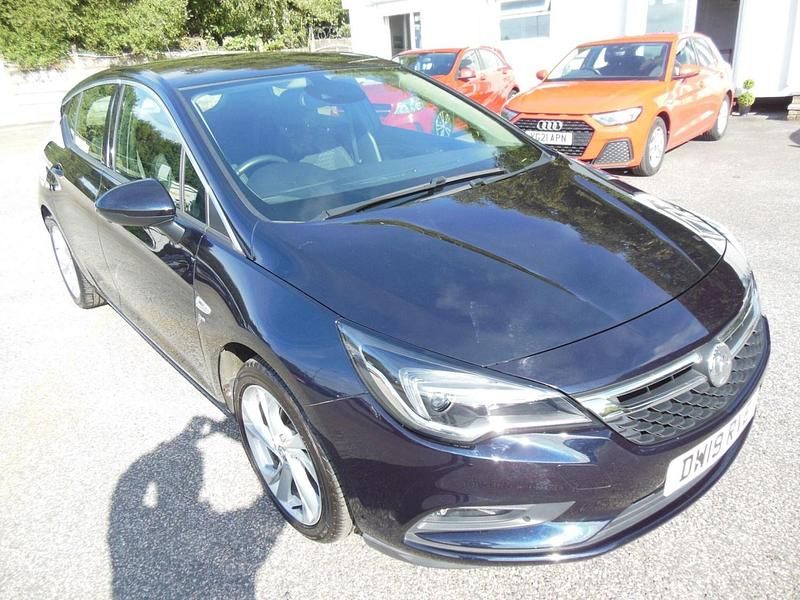 Blue Used 2019 Vauxhall Astra SRi Hatchback | £11,995 (A bit pricey) - Image 1/4