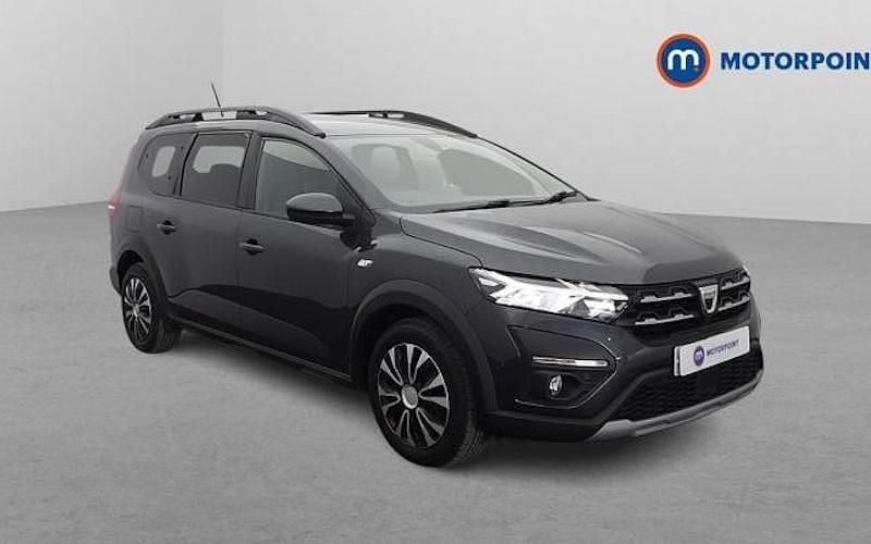 Second-hand Dacia Jogger Comfort 110 CP (80 kW) 2022 Monovolum
