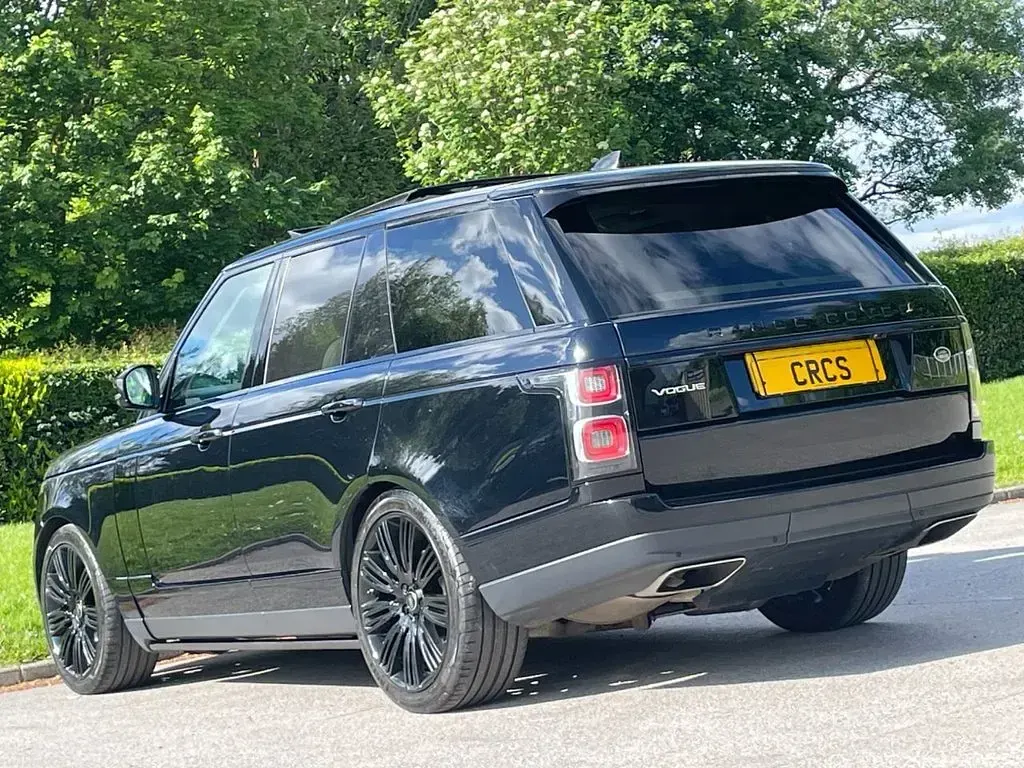 Used Land Rover Range Rover S 275 HP (202 kW) 2020 Black SUV