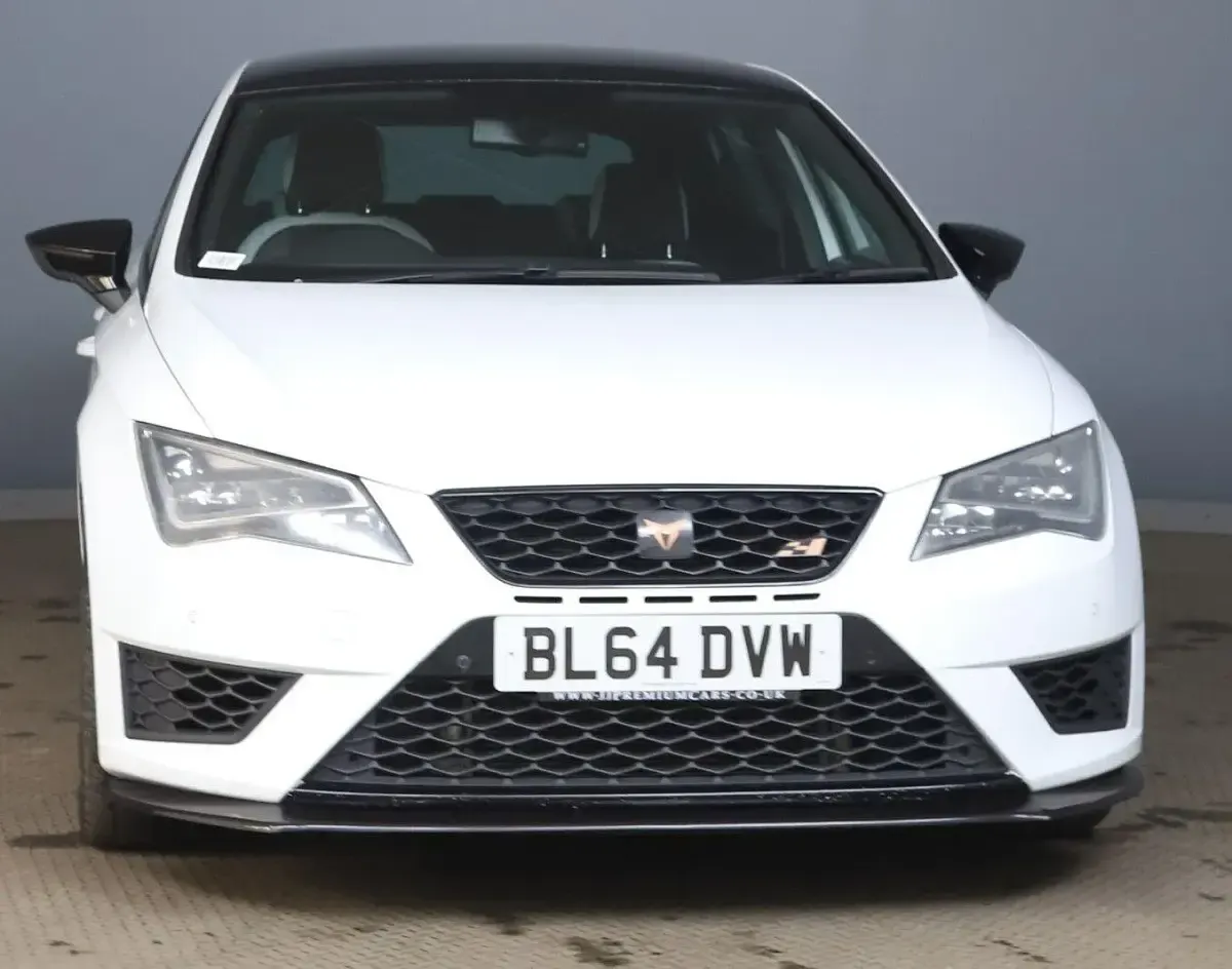 Used Seat Leon CUPRA 2015 White Hatchback