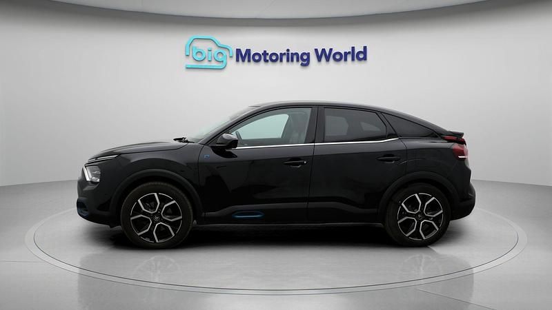 Used Citroën e-C4 Shine 100 kW (136 HP) 2021 Black Hatchback