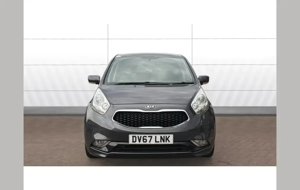 Used Kia Venga 123 HP (90 kW) 2017 Silver Hatchback