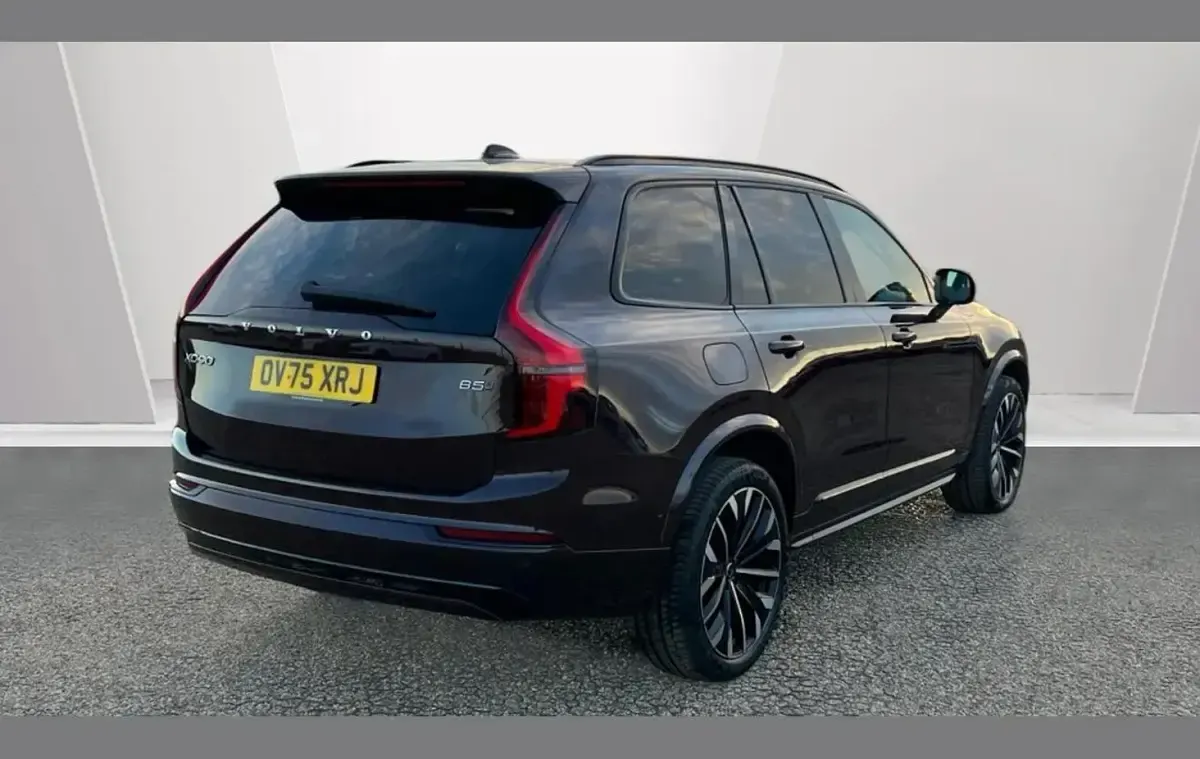 Used Volvo XC90 Ultra 455 HP (334 kW) 2025 Red SUV