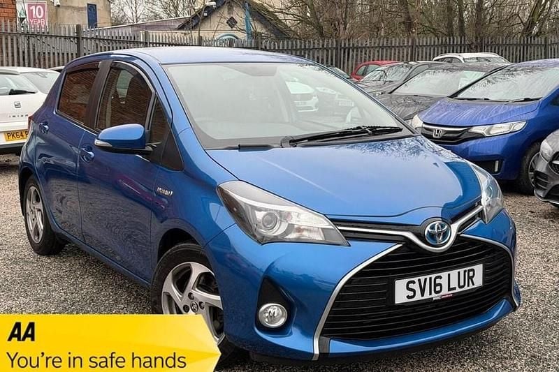Used Toyota Yaris Hybrid 2016
