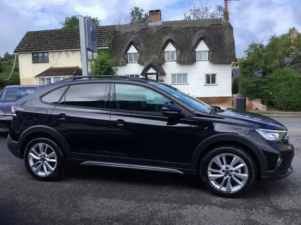 New VW Taigo Match 95 HP (69 kW) 2025 Black SUV