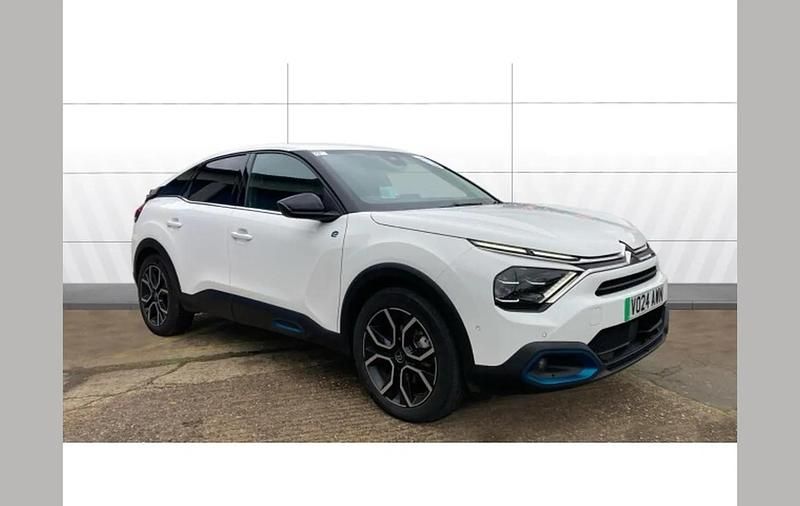 White Used 2024 Citroën e-C4 Shine Hatchback | £14,931 (Fair price) - Image 1/4