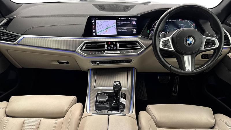 Używany BMW X5 M Performance 395 KM (290 kW) 2020 Niebieski SUV