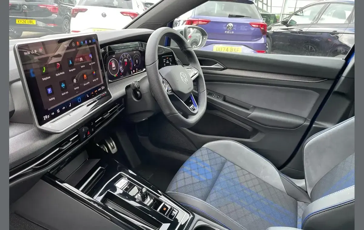 Used VW Golf VIII R 333 HP (244 kW) 2025 Blue Hatchback