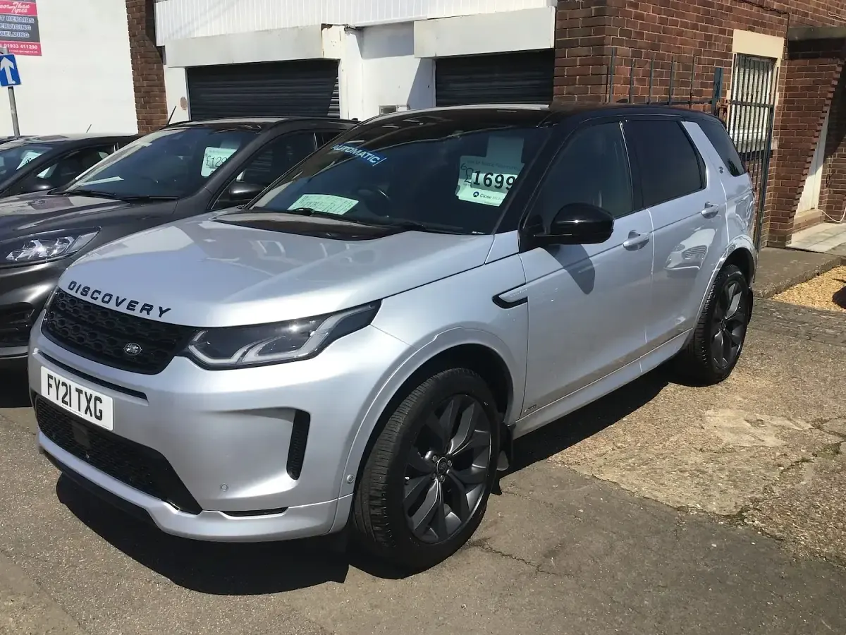 Used Land Rover Discovery Sport SE Dynamic 2021 Silver SUV