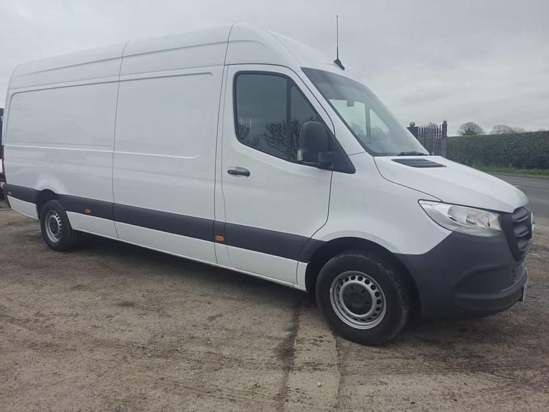 Usado Mercedes Sprinter Progressive 2023 Branco Van