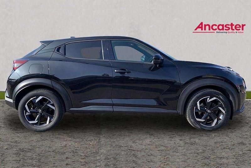Used Nissan Juke N-Connecta 112 HP (82 kW) 2023 Black SUV