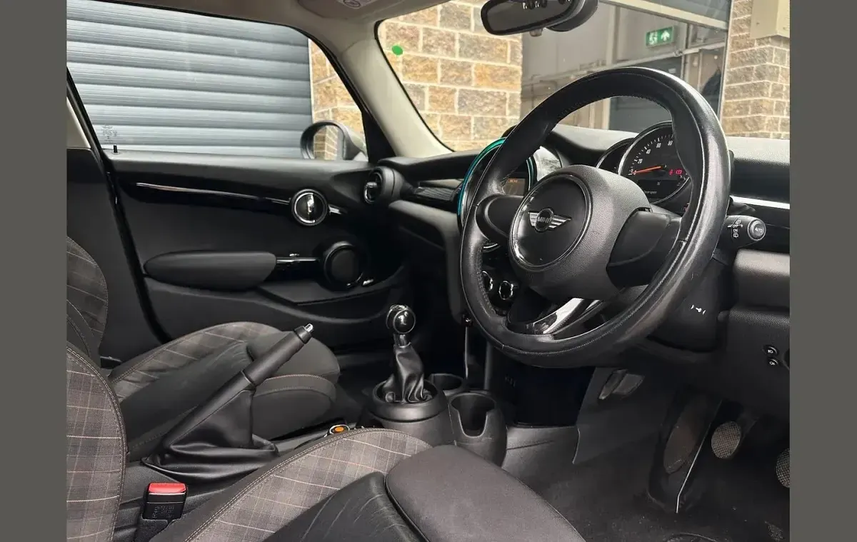 Used Mini Cooper S Seven 188 HP (138 kW) 2017 Black Hatchback