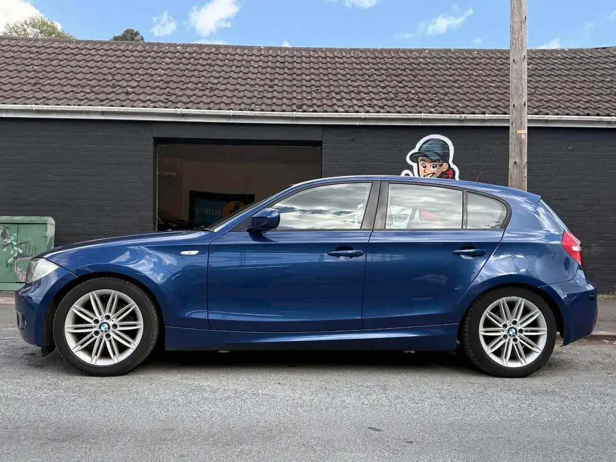 Używany BMW 118 M Sport 141 KM (103 kW) 2011 Niebieski Hatchback