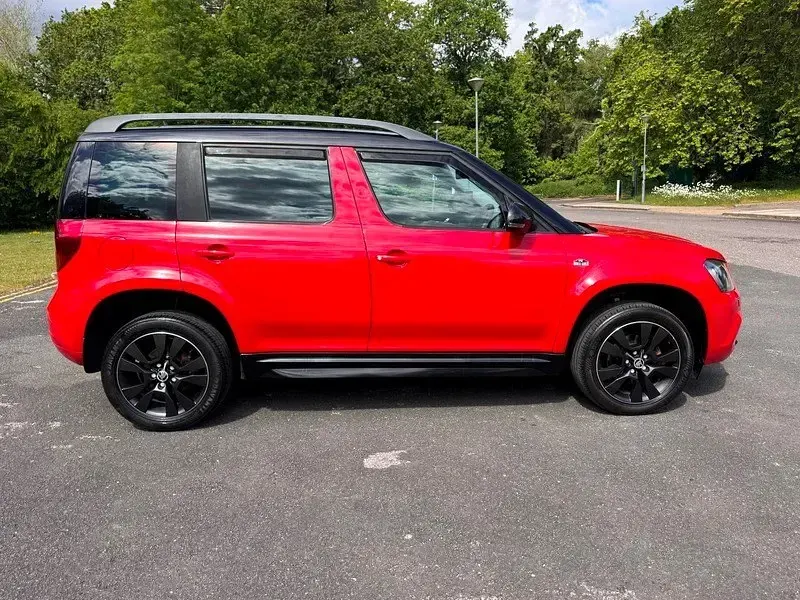 Used Skoda Yeti Monte Carlo 150 HP (110 kW) 2016 Red SUV
