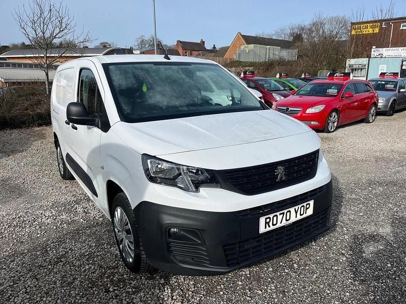 Used Peugeot Partner S 2020 White MPV