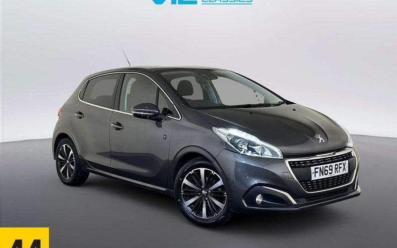 Used Peugeot 208 82 HP (60 kW) 2019 Grey Hatchback