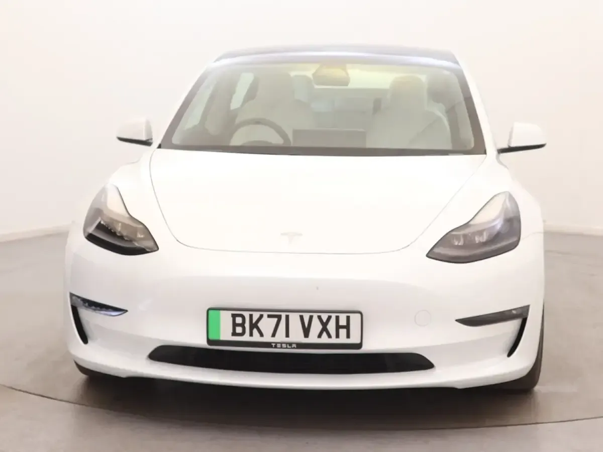 Used Tesla Model 3 Performance 461 kW (627 HP) 2021 White Sedan