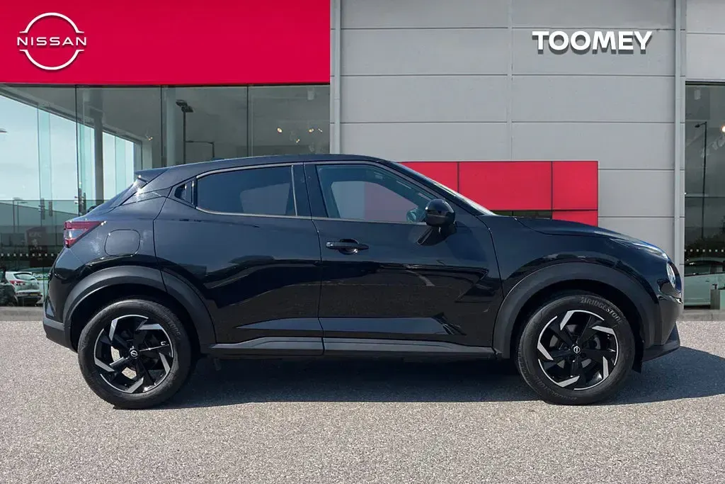 Used Nissan Juke N-Connecta 2023 Black SUV
