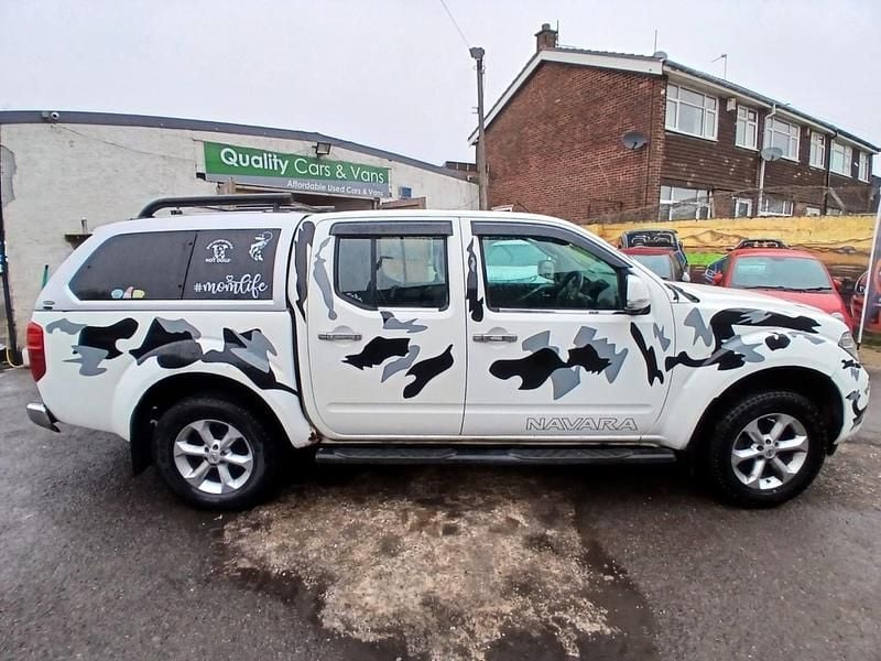 Used Nissan Navara Acenta 2011 White Pickup