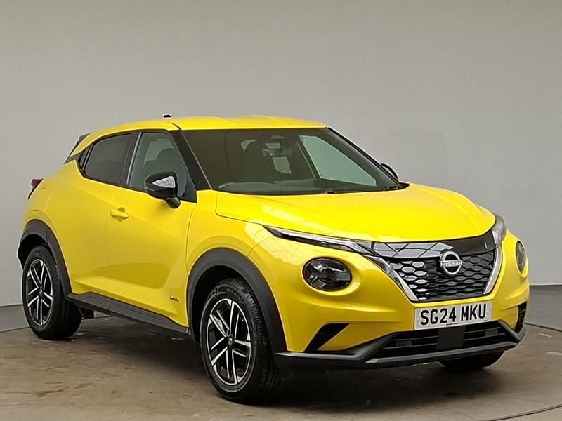 Used Nissan Juke N-Connecta 143 HP (105 kW) 2024 Yellow SUV