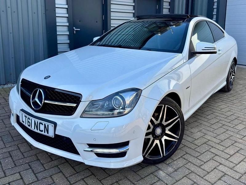 Used Mercedes C250 AMG 2011 White Coupe