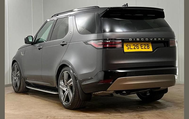 Used Land Rover Discovery 5 344 HP (253 kW) 2026 Grey SUV