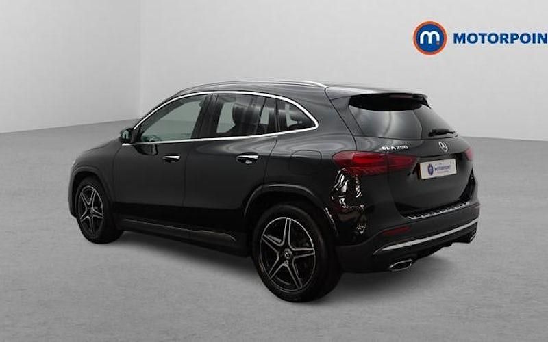 Used Mercedes GLA200 Executive 163 HP (119 kW) 2025 Black SUV
