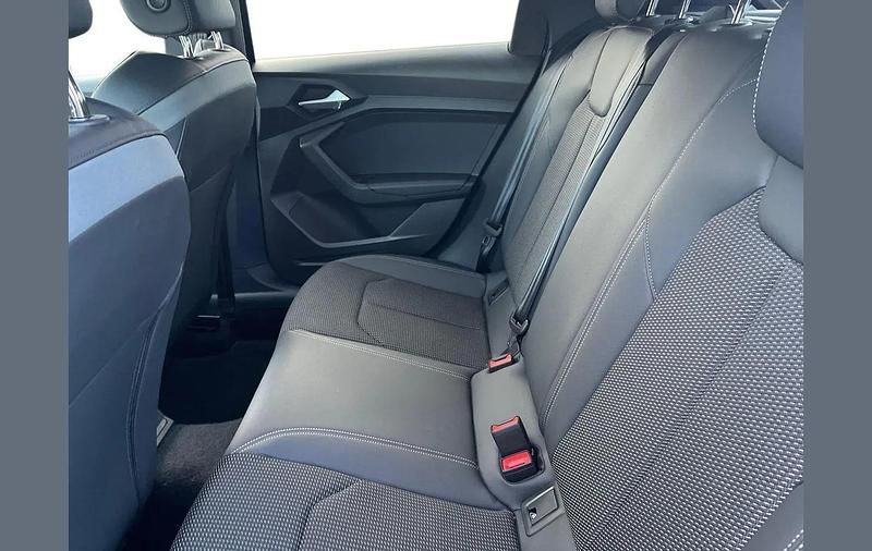 Used Audi A1 S-Line 147 HP (108 kW) 2025 Blue SUV
