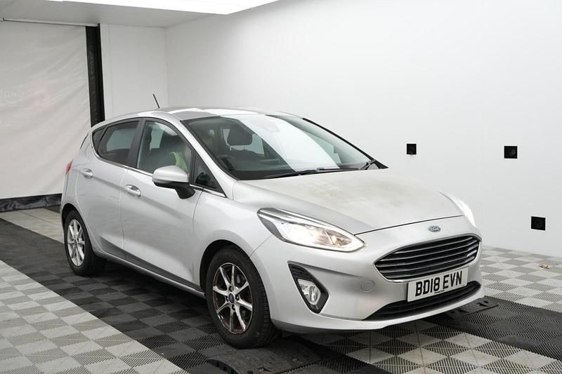 Silver Used 2018 Ford Fiesta Zetec Hatchback | £6,695 (Fair price) - Image 1/3