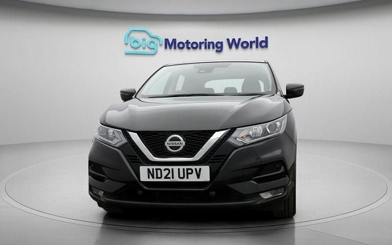 Used Nissan Qashqai Acenta Premium 158 HP (116 kW) 2021 SUV