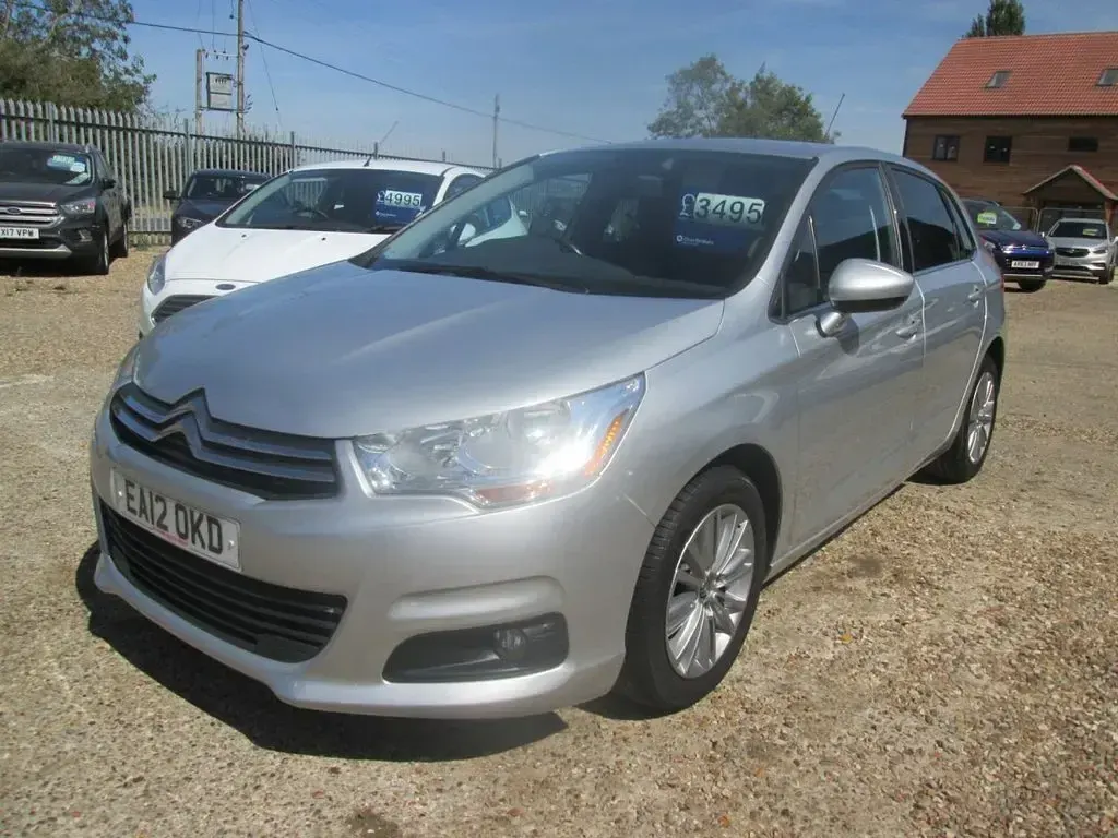 Used Citroën C4 VTR Sport 120 HP (88 kW) 2012 Silver Hatchback