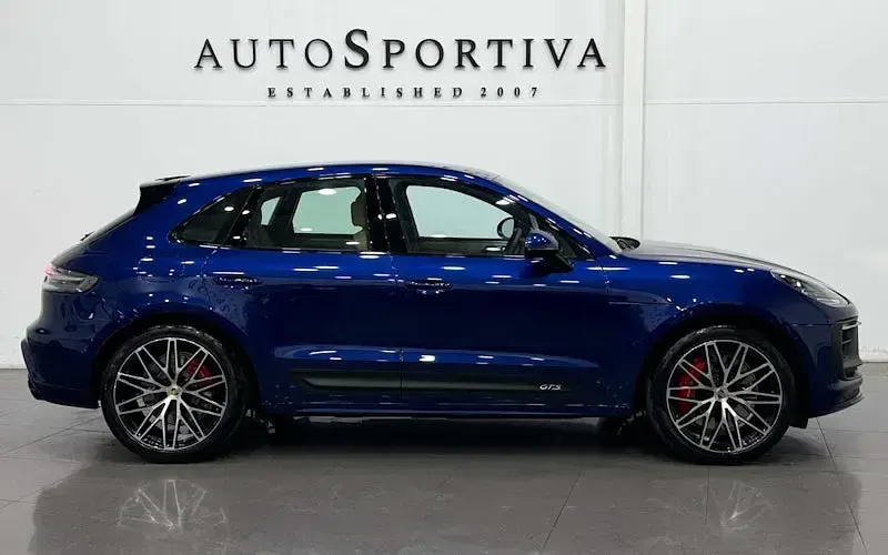 Used Porsche Macan 441 HP (324 kW) 2025 SUV