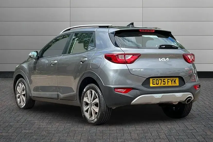 Used Kia Stonic 98 HP (72 kW) 2025 Grey SUV