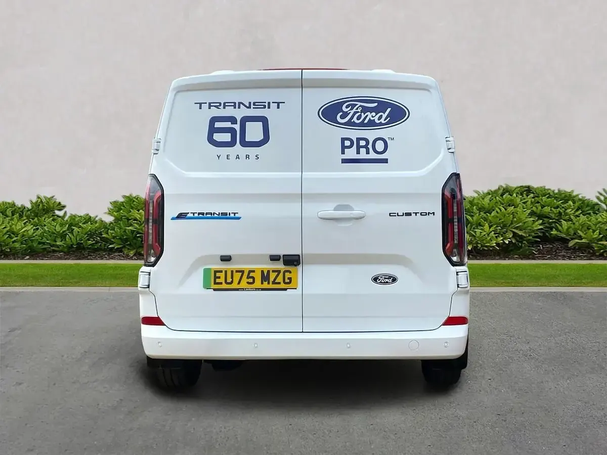 Used Ford E-Transit Limited 100 kW (136 HP) 2025 White Van