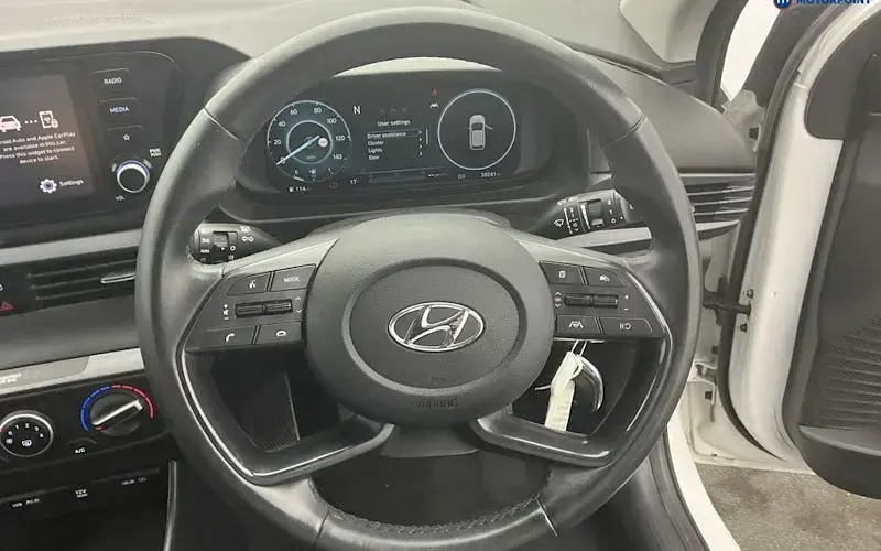 Used Hyundai i20 SE 101 HP (74 kW) 2021 White Hatchback